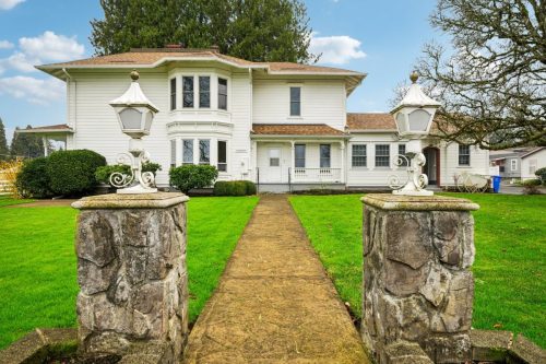 Exterior view of home